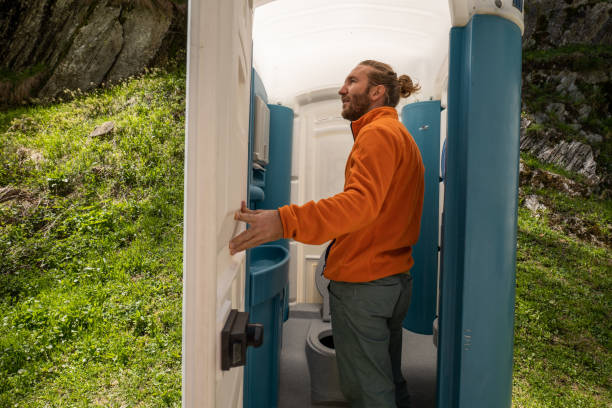 Best Construction site porta potty rental  in Newton Falls, OH